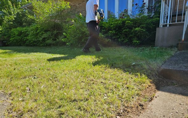 Lawn Trimming Services in Springfield, OH | Lawnzilla Lawn Care